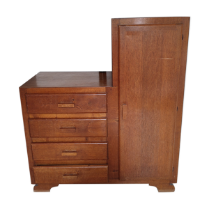 Armoire bois escalier