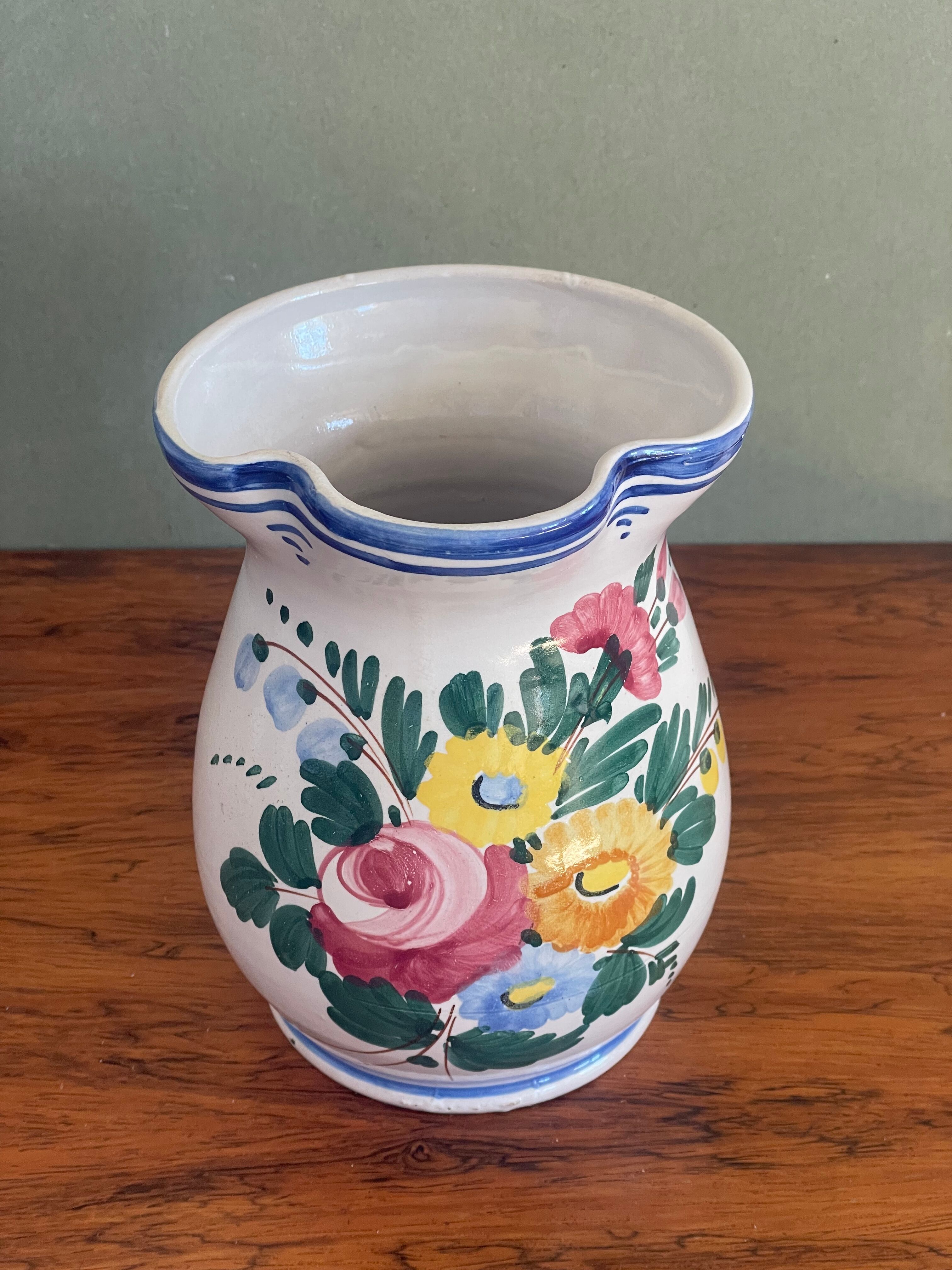 Signed hand made jar with floral motiv Country Side