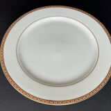 2 porcelain presentation plates
