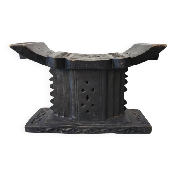 Ancien Tabouret Africain Ashanti en bois massif noir - Ghana