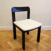 4 chairs