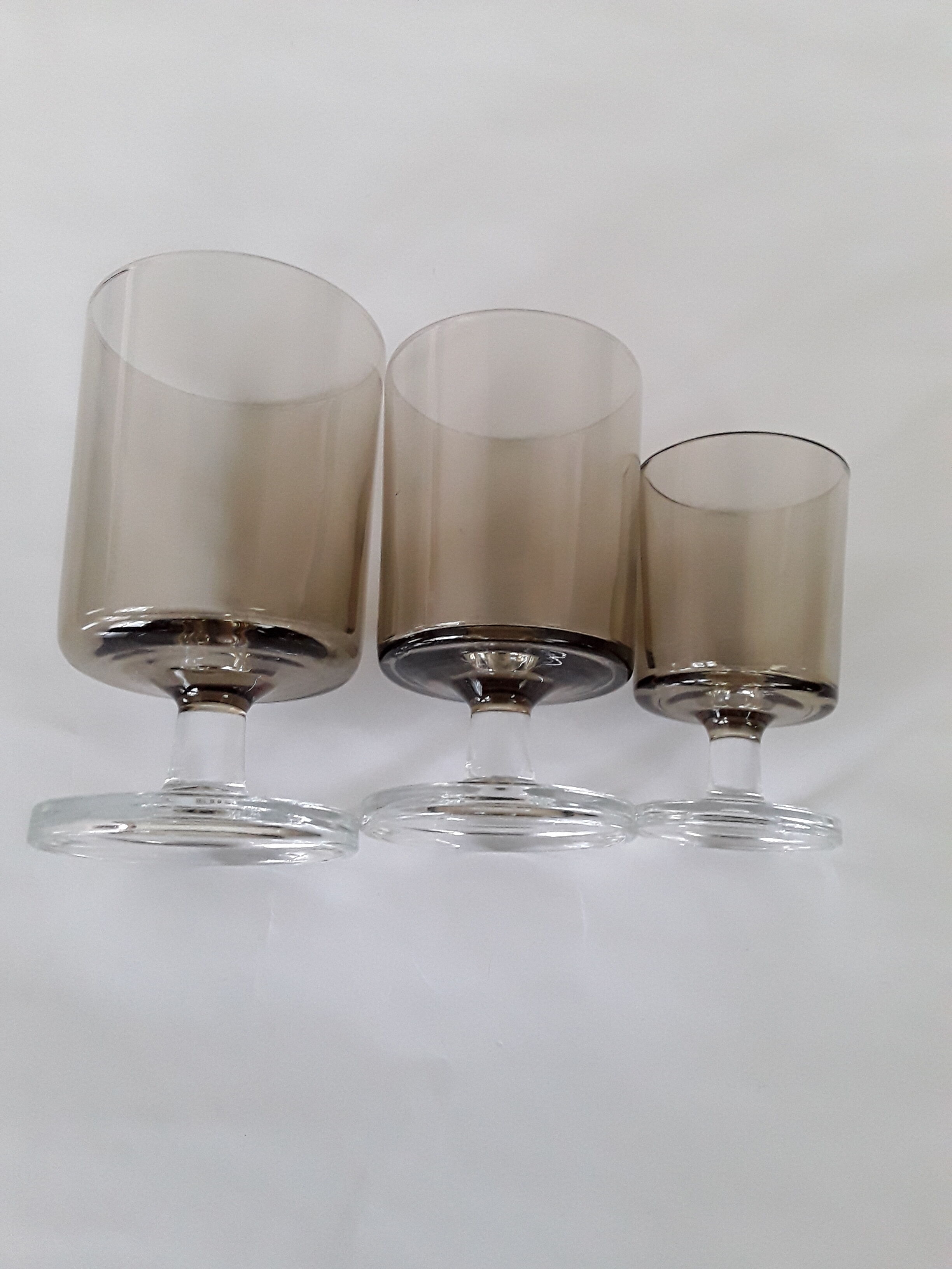 18 smoked brown walking glasses