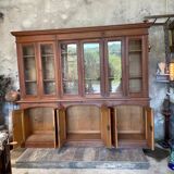 Large two-body showcase library