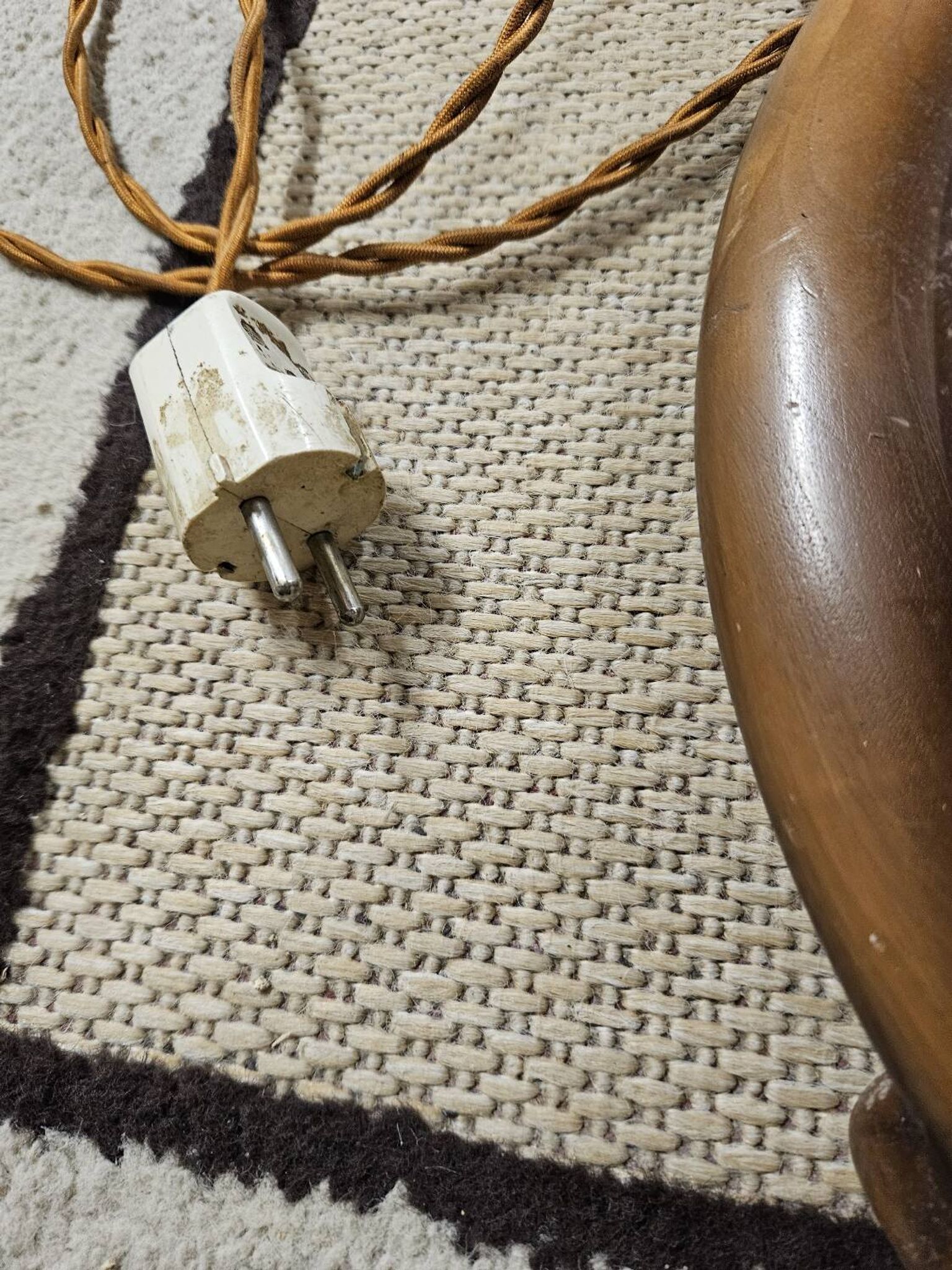 Lampadaire bois touné  Art Déco 1960