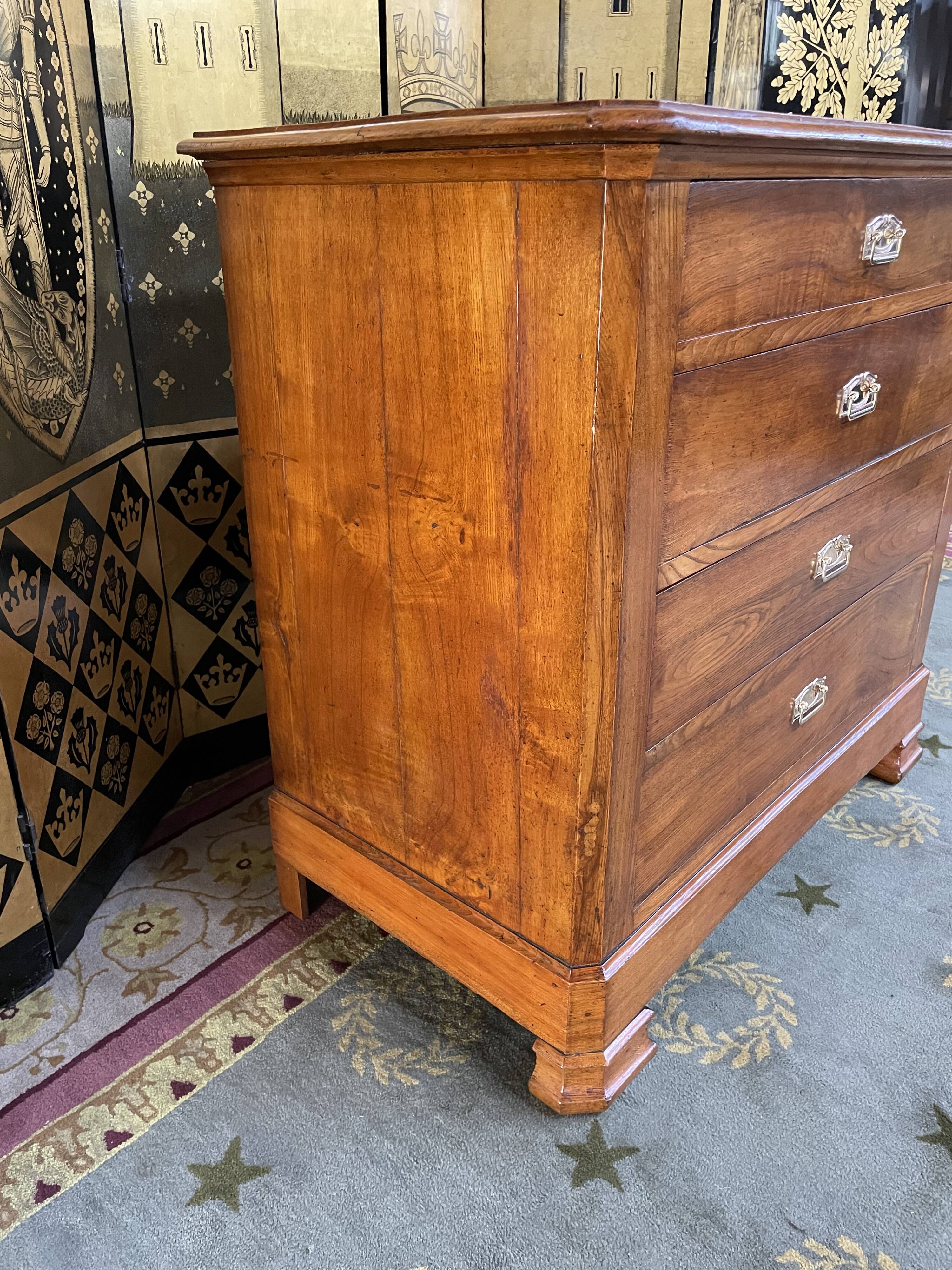 Commode Louis Philippe en Orme era