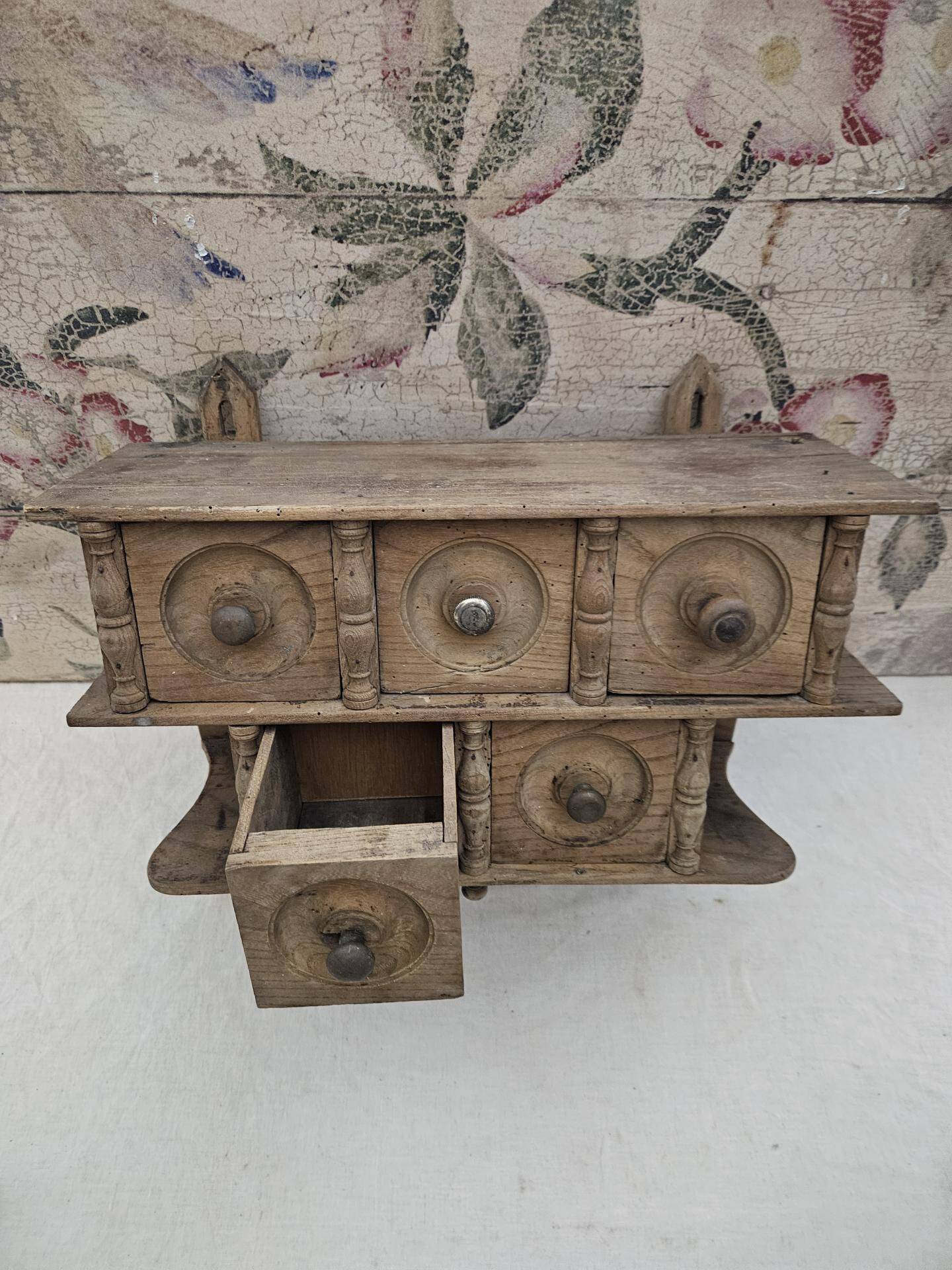 Wall shelf with drawers - Trade furniture