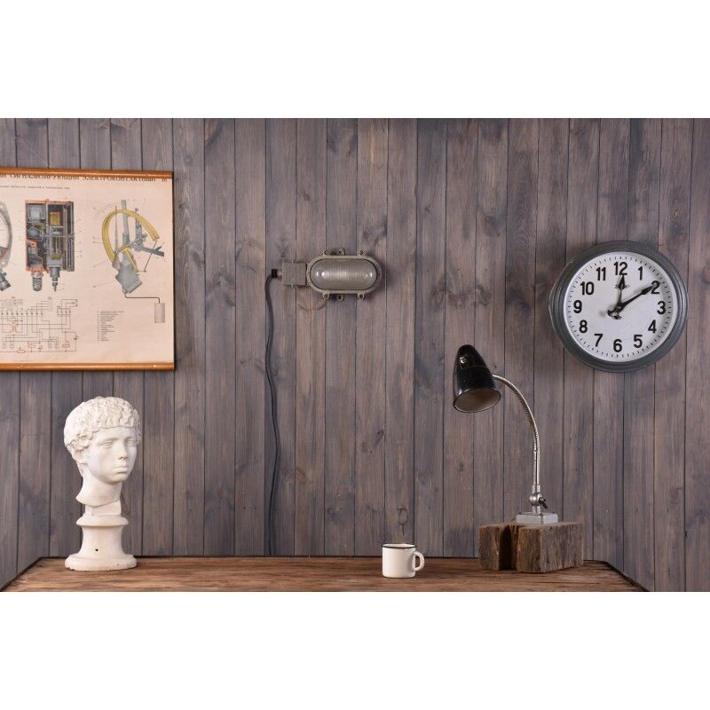 Industrial wall lamp