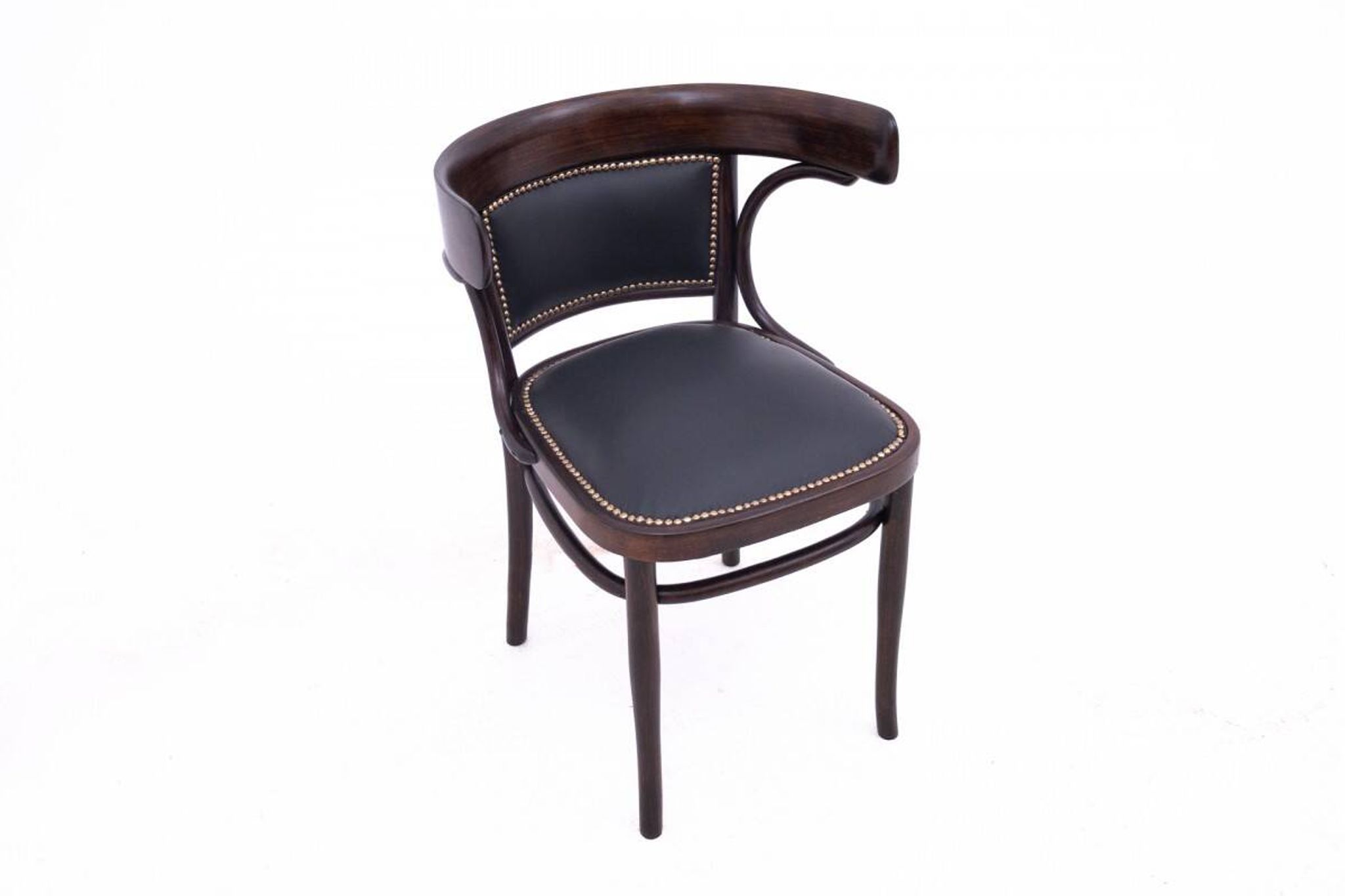 Thonet furniture set, Western Europe, late 19th century. After renovation.