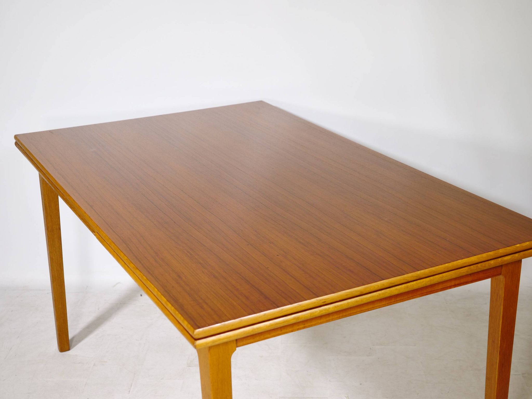 Extending Danish Mid-Century Teak Dining Table, 1960s