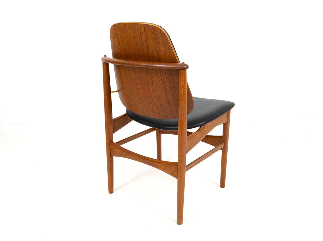 Danish teak chair designed by Arne Hovmand-Olsen for Jutex