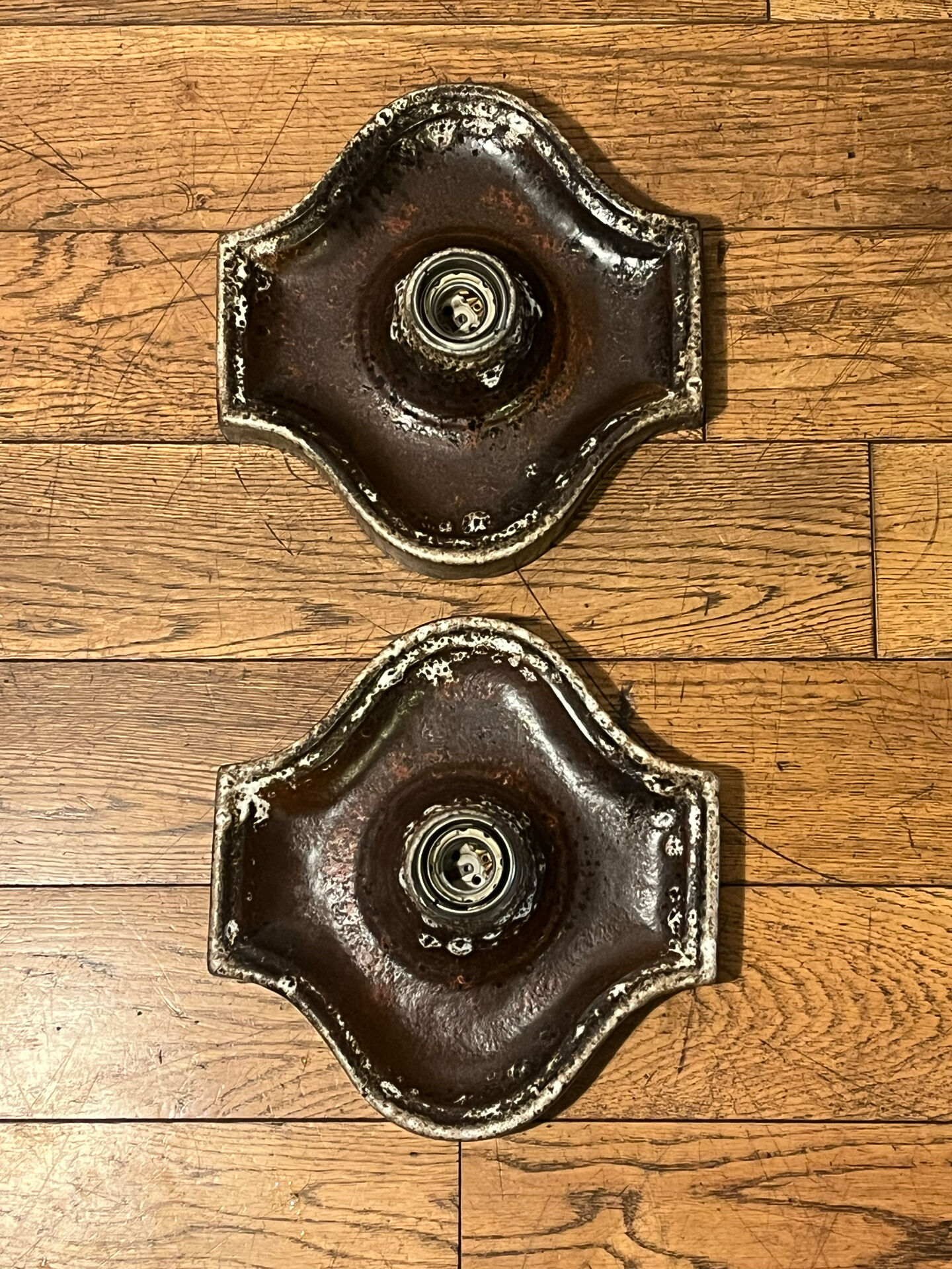 Hustadt Meuchten ceramic wall light pair