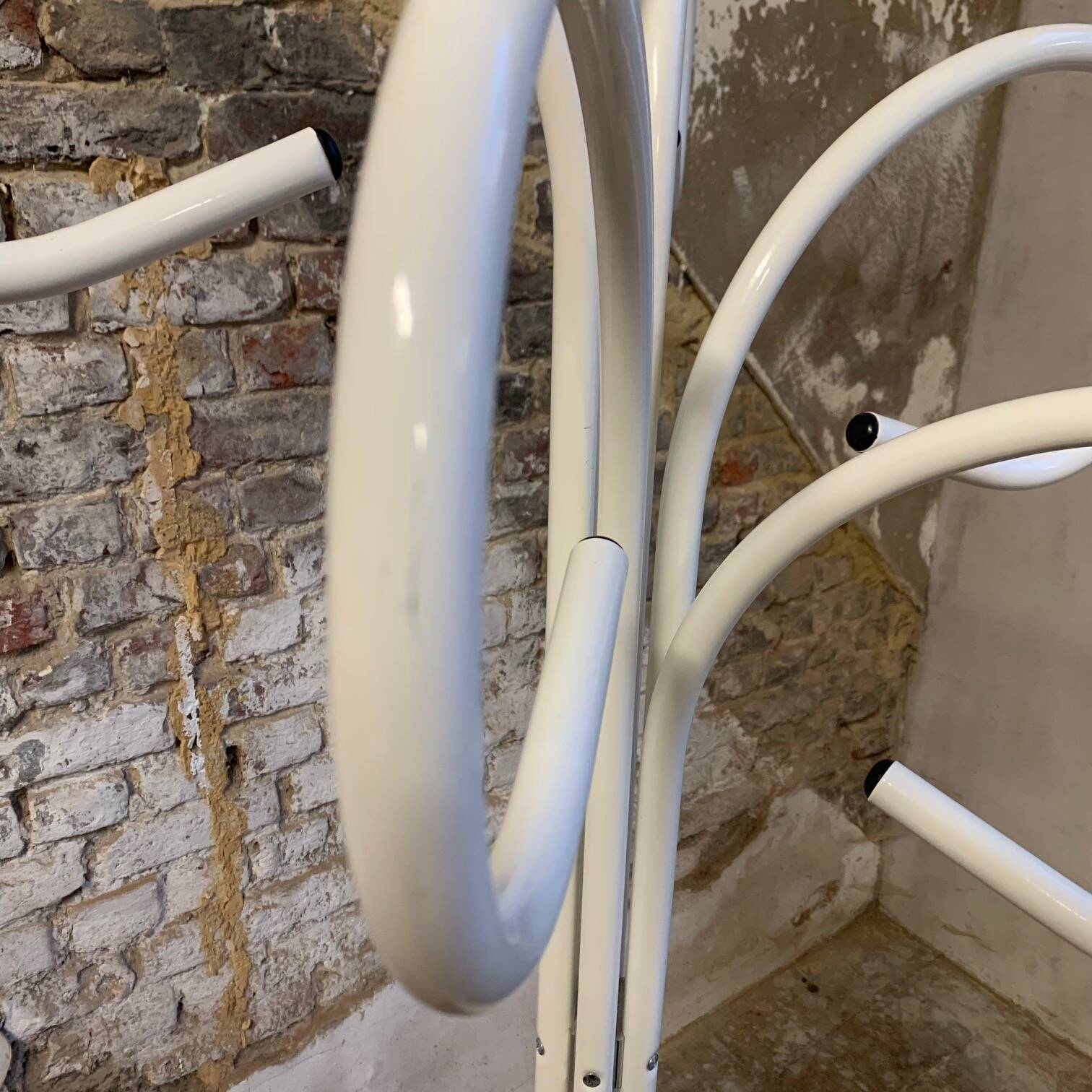 Original white lacquered metal coat rack from the 1980s