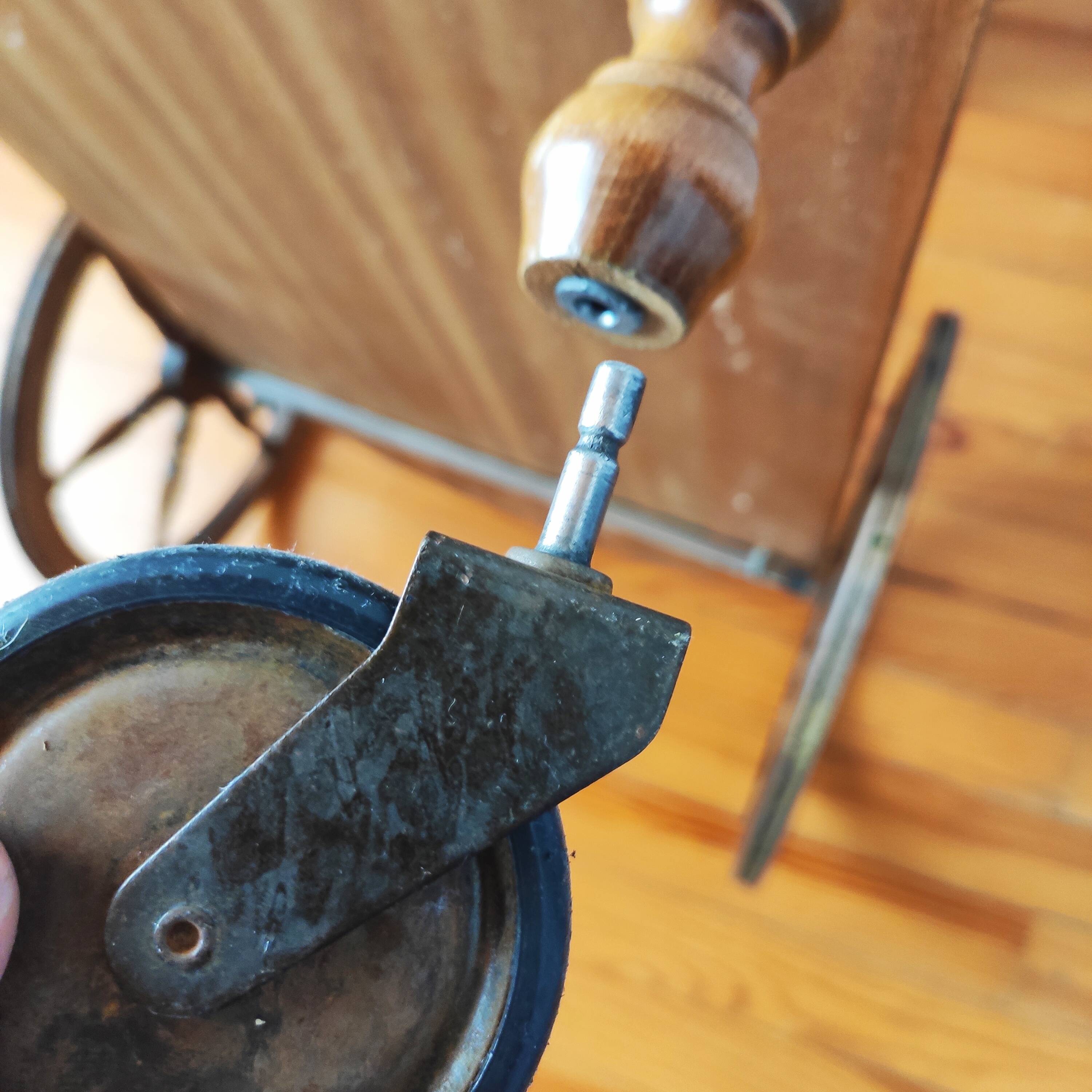 Trolley on wheels service trolley