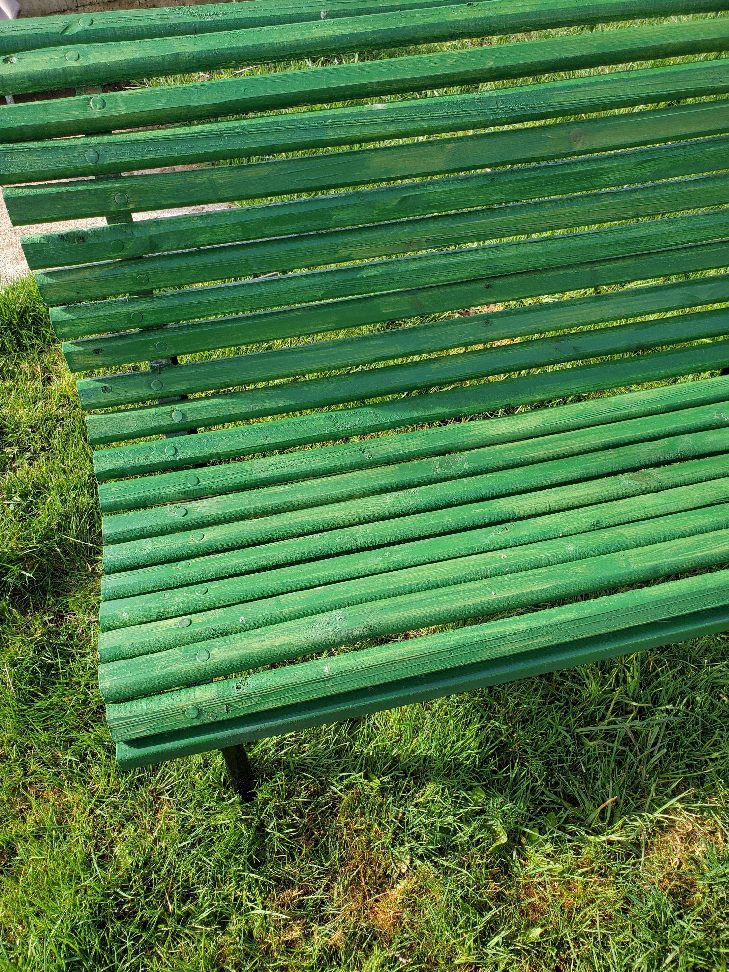 Slatted garden bench