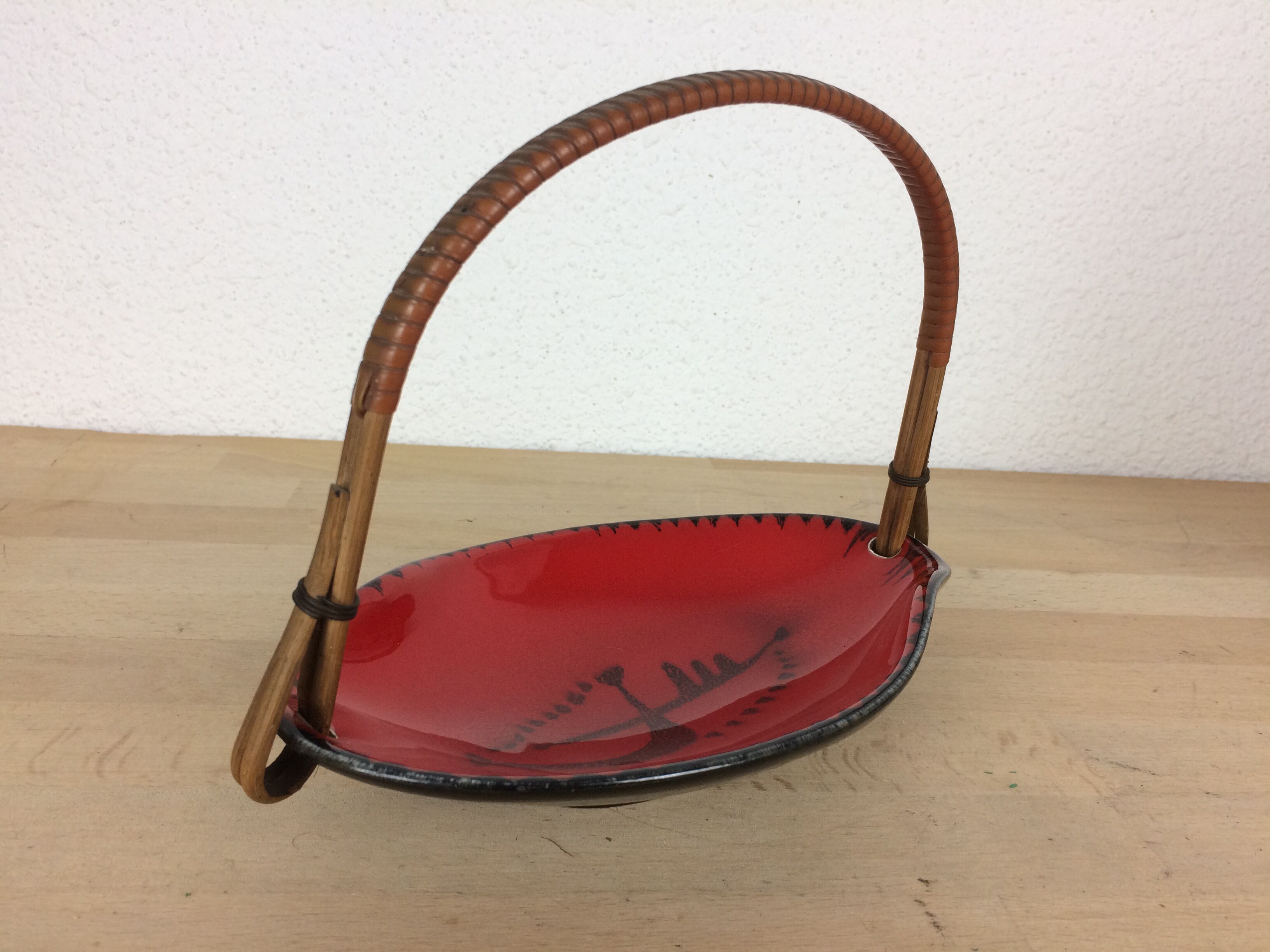 Empty pocket Elchinger ceramic black and red