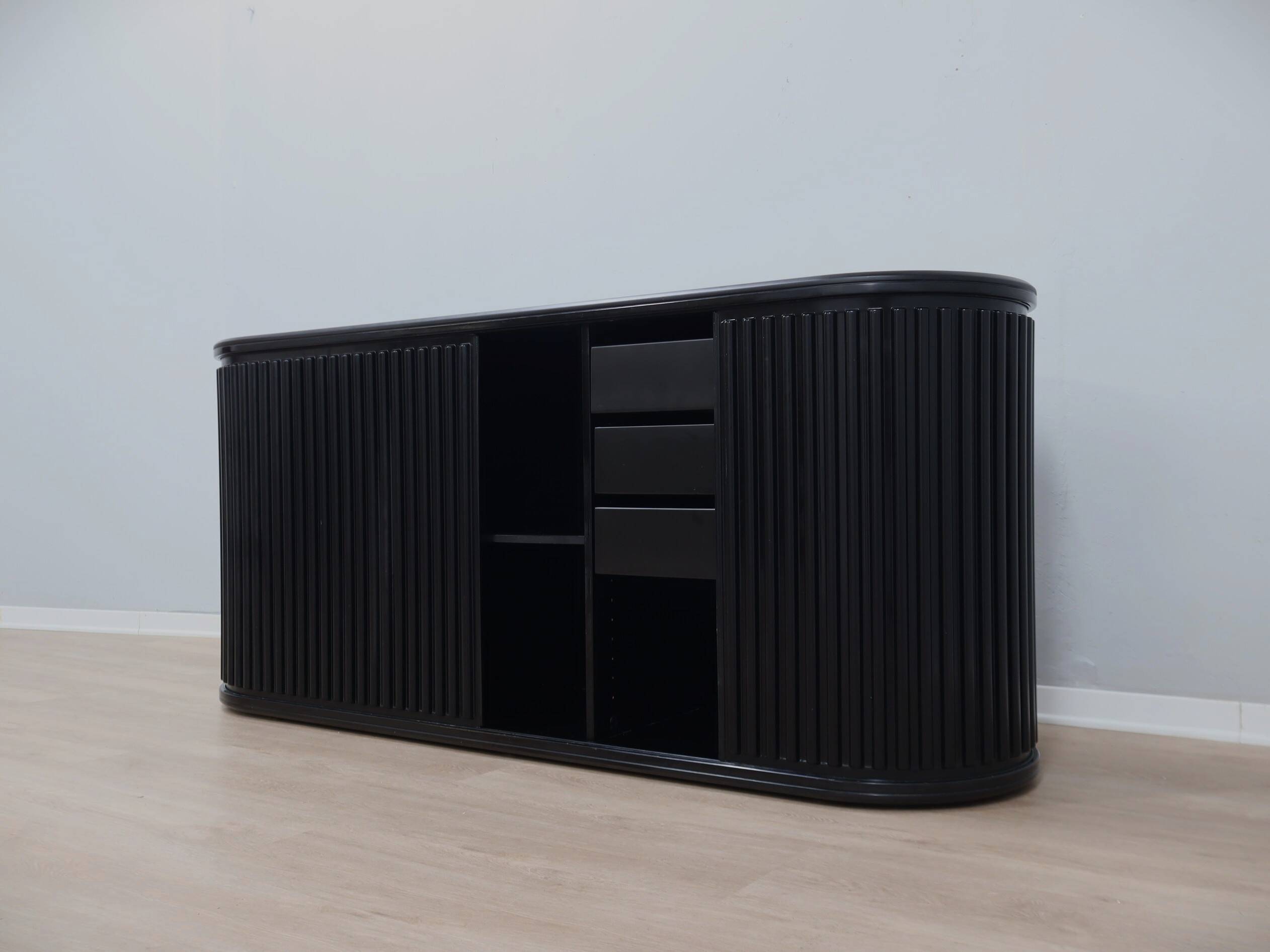 Vintage A’dammer laminate sideboard by A. van den Nieuwelaar for De Padova