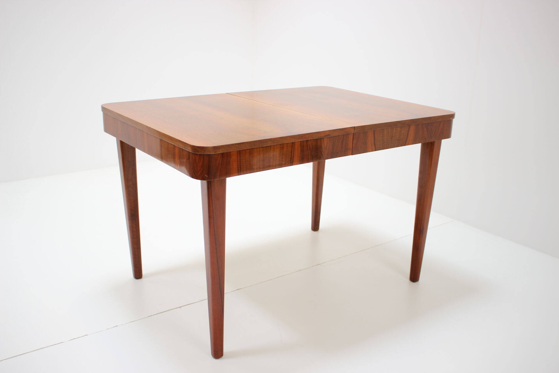Art deco extendable dining table designed by Jindrich Halabala, 1940s