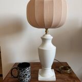 White ceramic table lamp with pastel shade