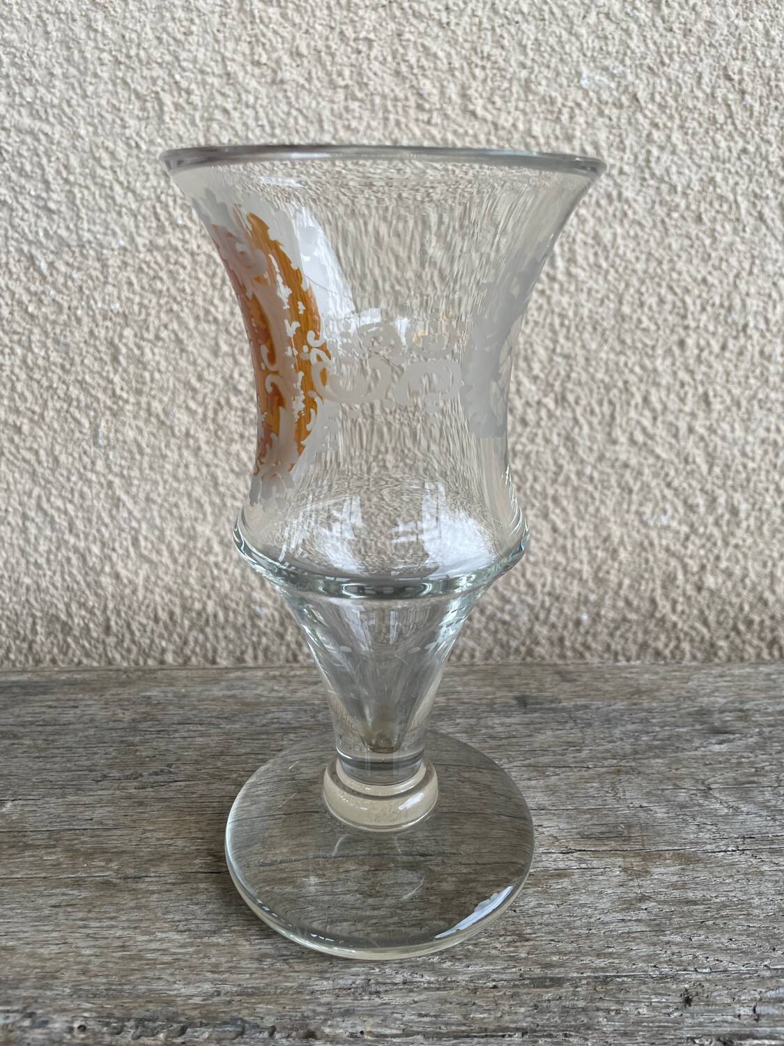 Verre à pied en cristal gravé de Bohême