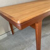 Table scandinave en teck par johannes andersen à rallonges papillon des années 60