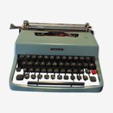 Olivetti typewriter, model Lettera 32
