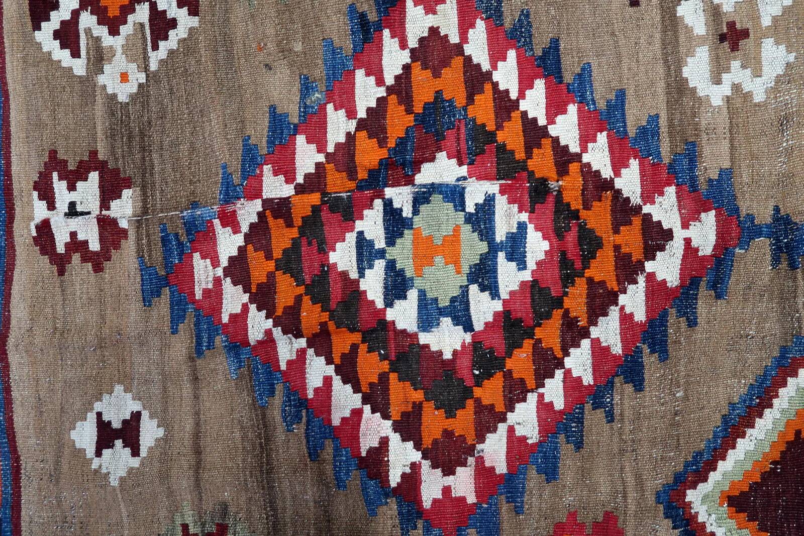 Handmade antique Persian Ardabil kilim rug 137 x 198 cm, 1930s