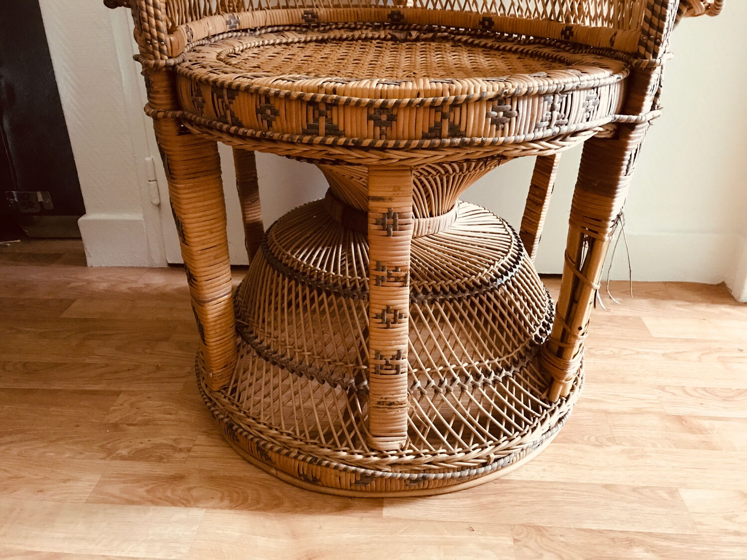 Mid-Century Oriental Peacock Chair in Straw, 1970s