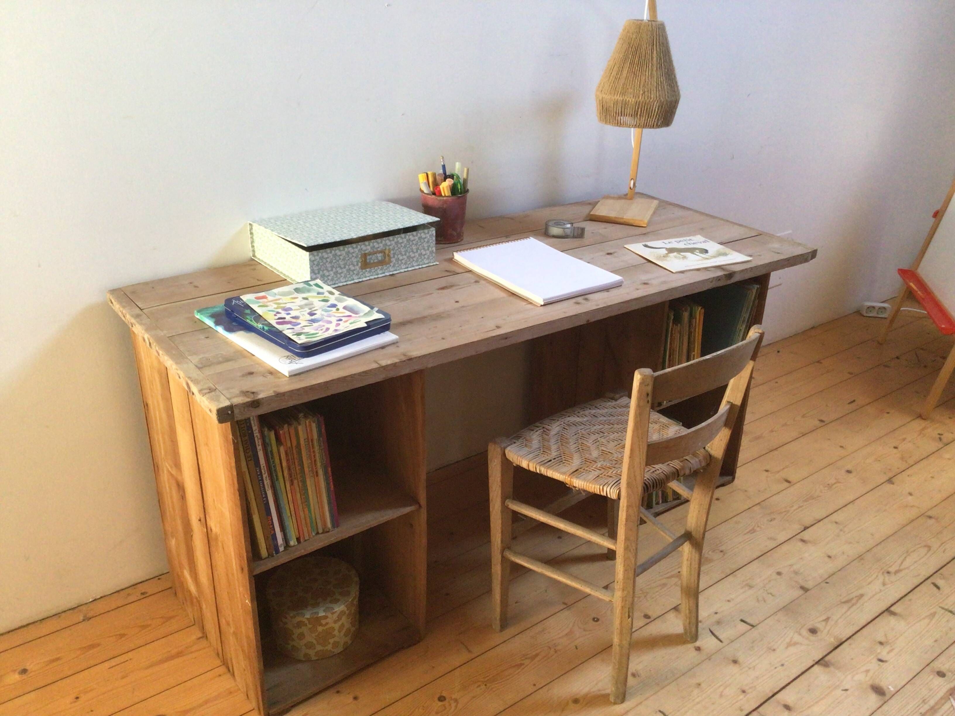 Bureau enfant ancien