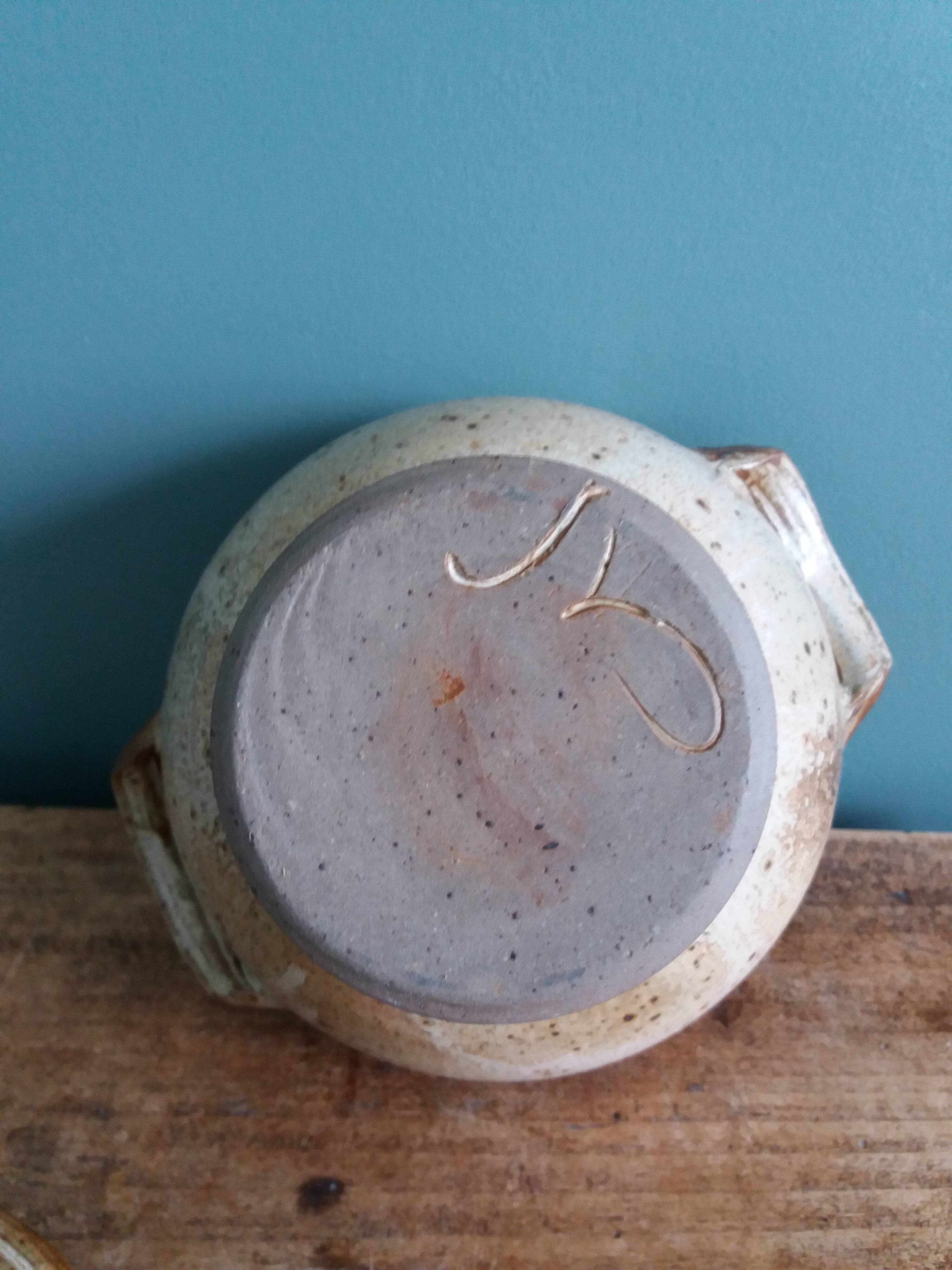 Covered sugar bowl in Puisaye stoneware signed Jean-Pierre Prud'homme