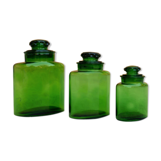 Series of 3 vintage glass jars