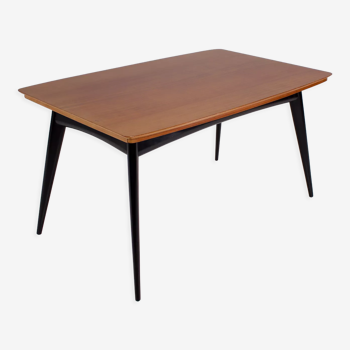 A. Hendrickx style extension table