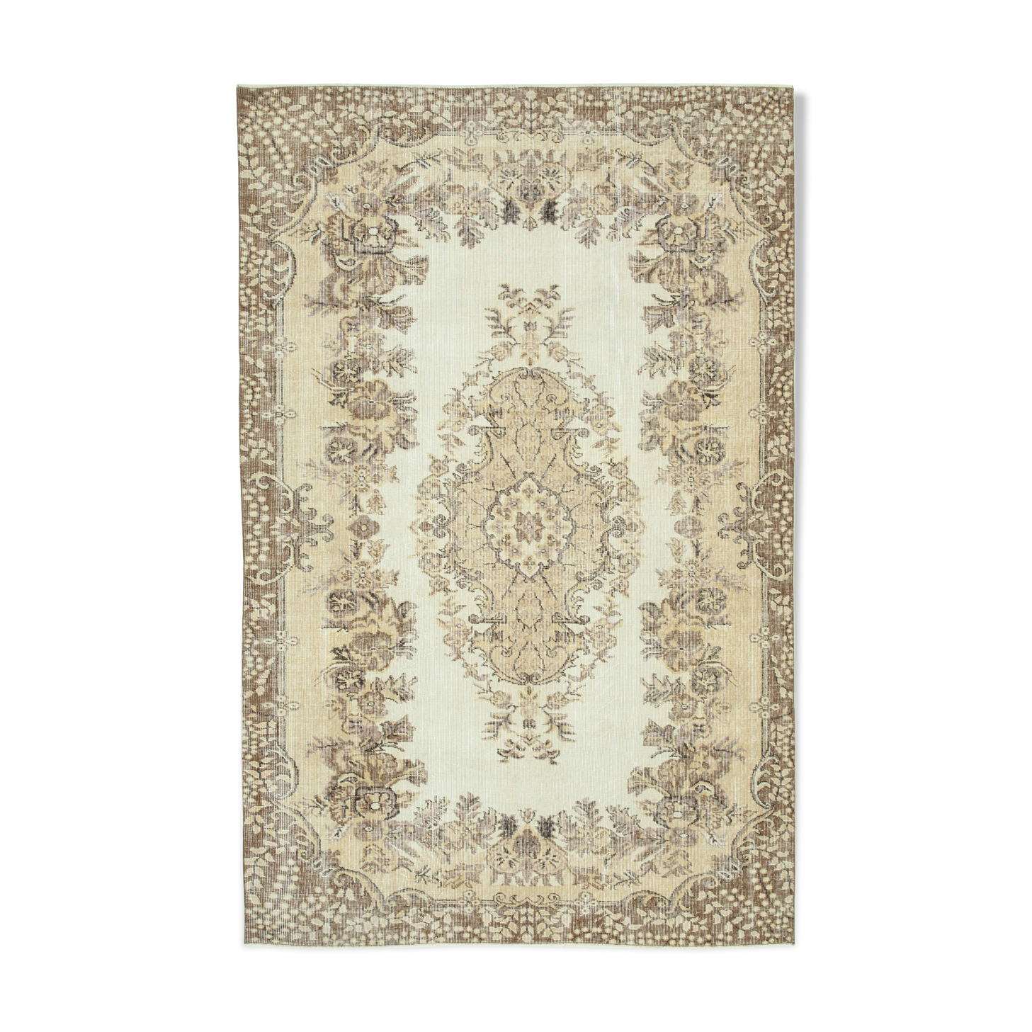 Turkish hand-knotted wool 1970s beige carpet 178 cm x 275 cm