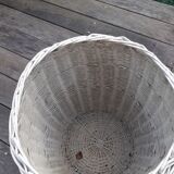 Pan with wicker lid painted white