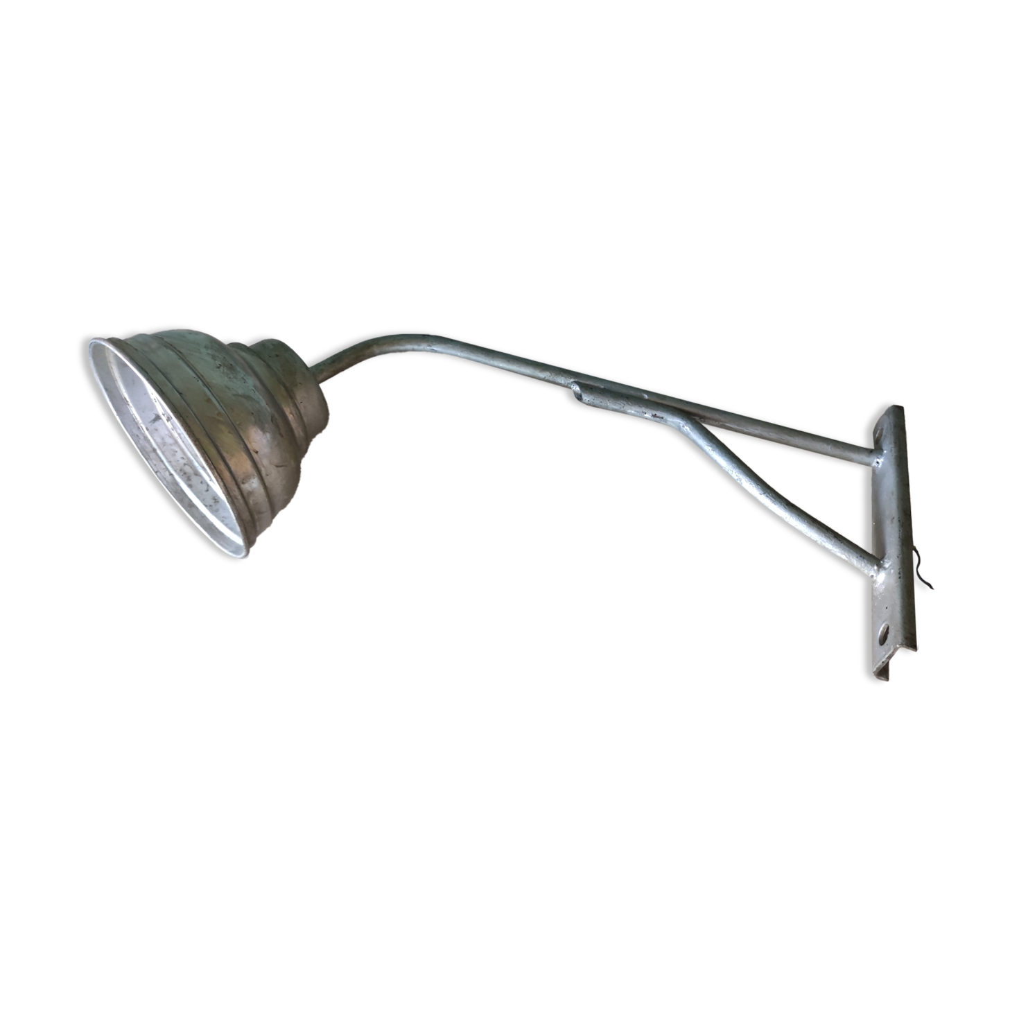 Lamp wall