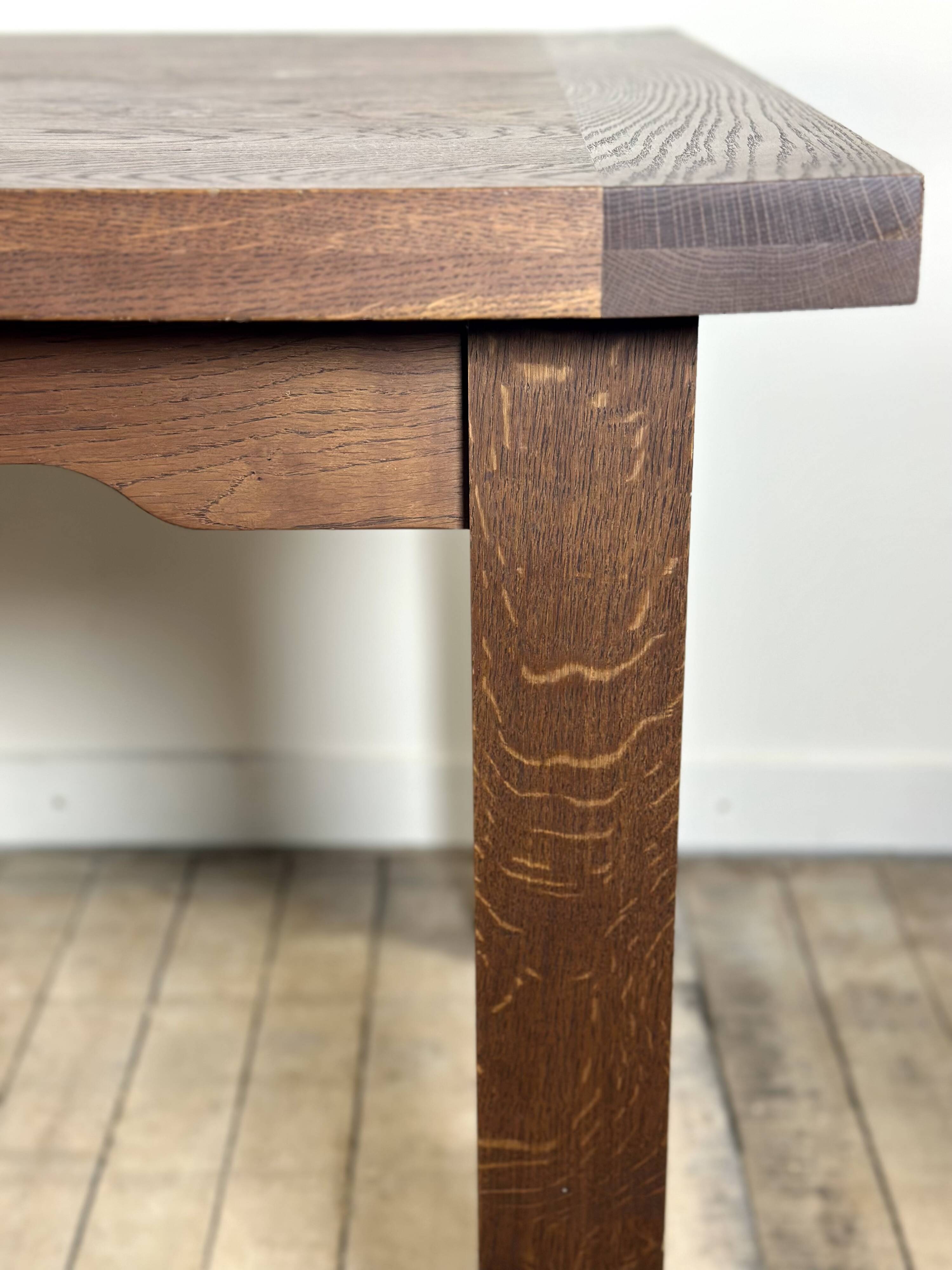 Brutalist solid oak table with 2 extensions from the 1990s.