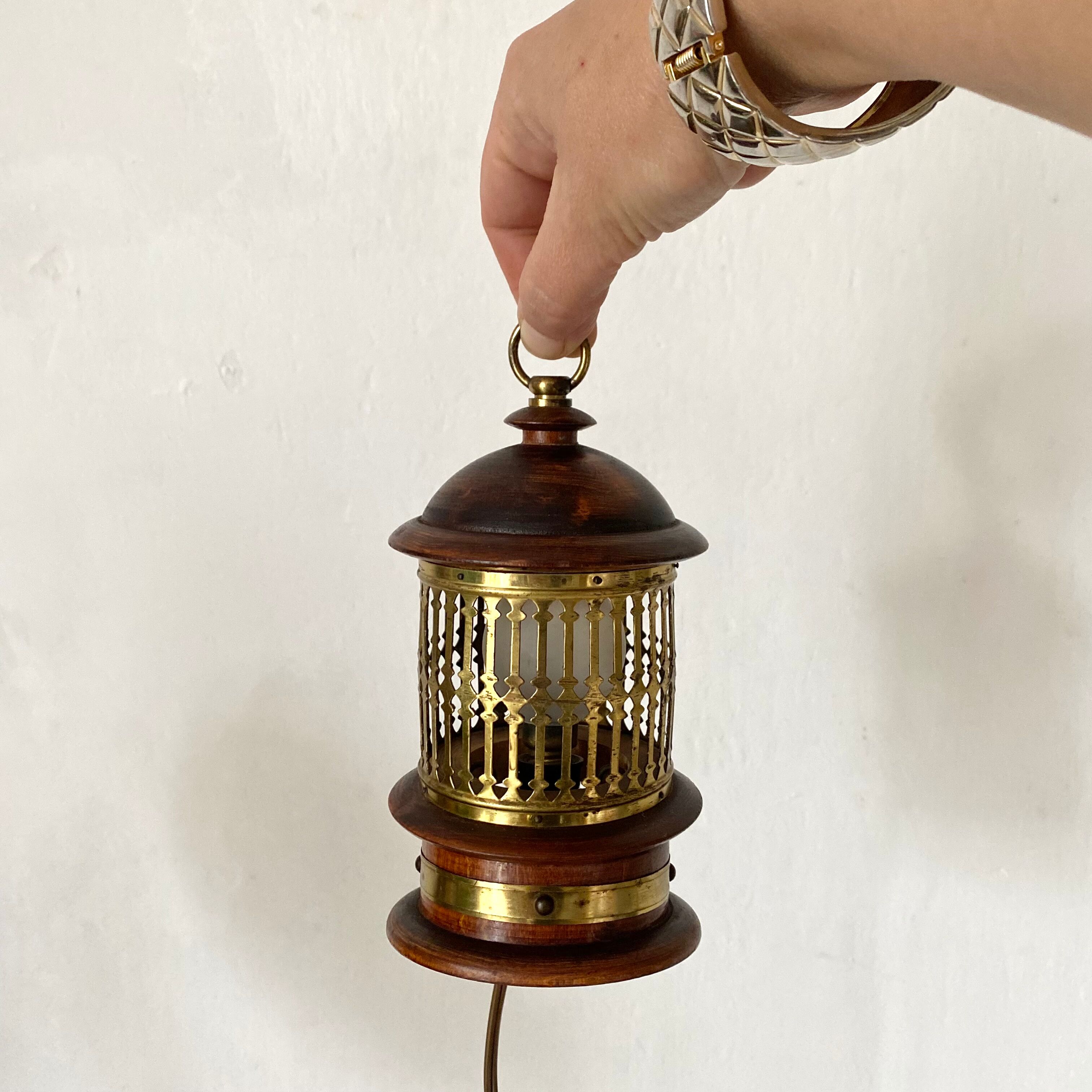 Vintage marine lantern lamp