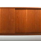 Mid Century fine Danish Sideboard in Oak 1960s.