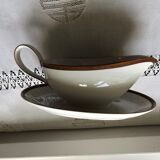 Fine porcelain table service