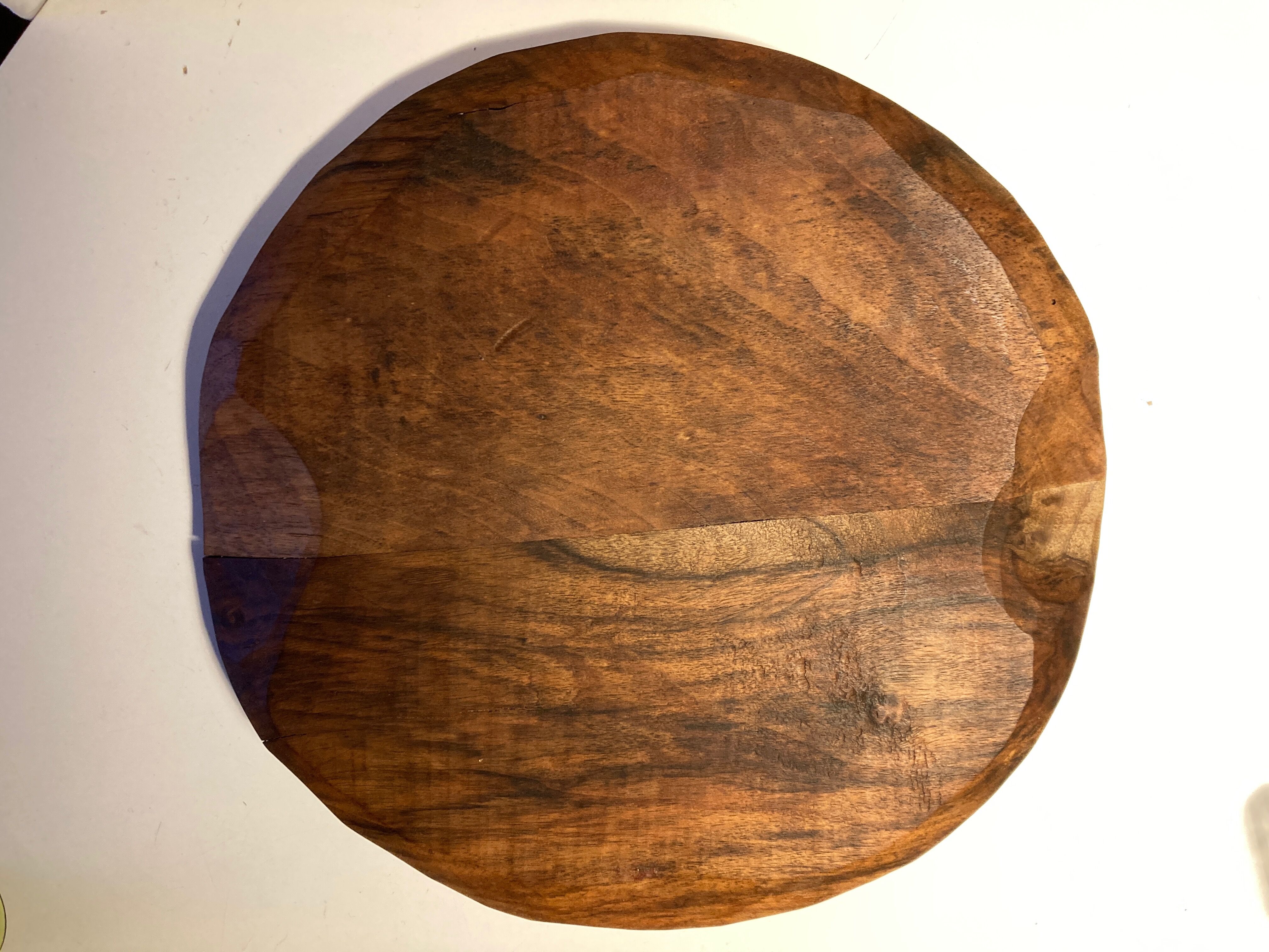 Produit BHV Plateau de bois brut taillé à la gouge 1970