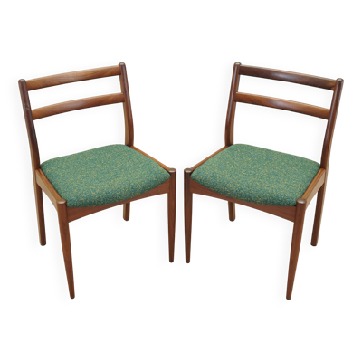 Ensemble de deux chaises en teck, design danois, années 1970, production : Danemark