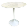 Pedestal table by Eero Saarinen Knoll edition. “Tulip” model