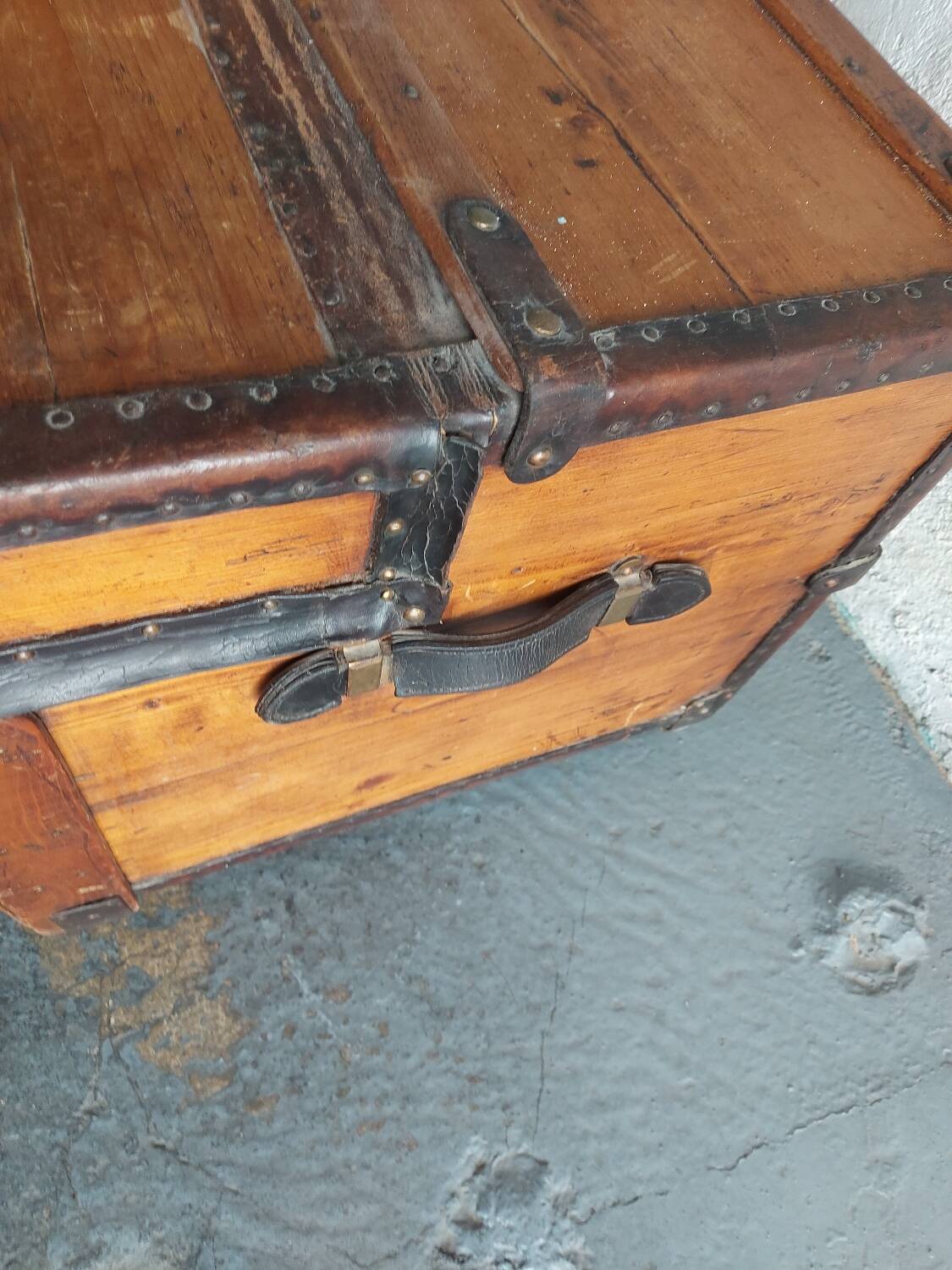 Late 19th century travel trunk
