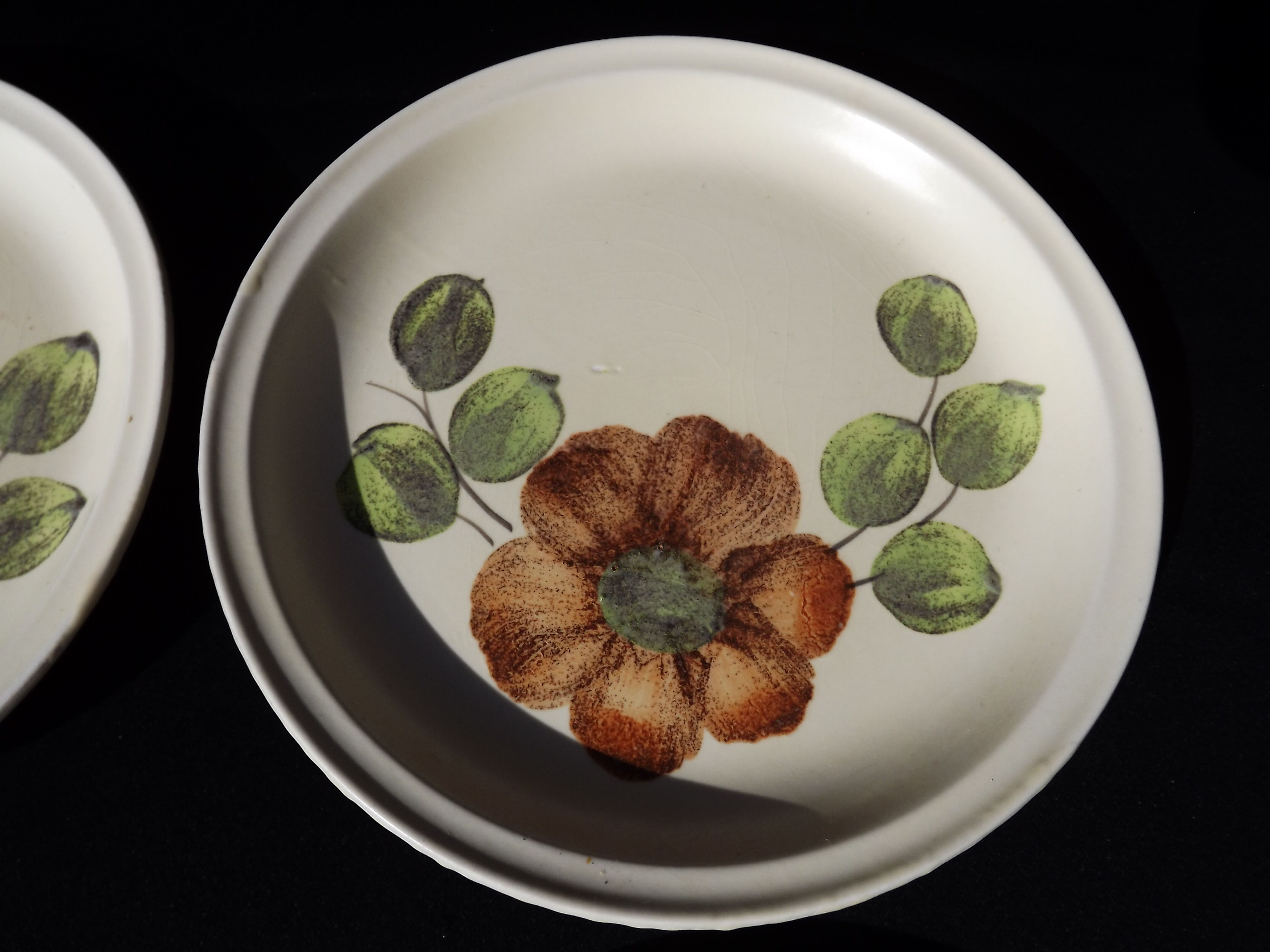 6 dessert plates