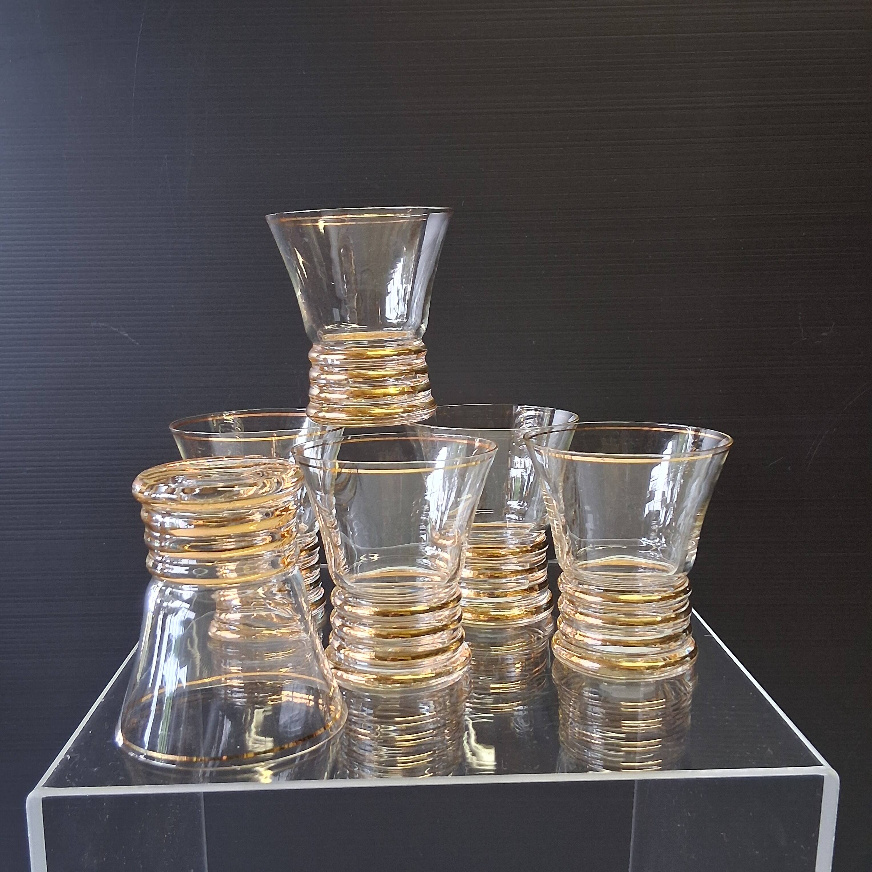 6 antique water glasses in good condition