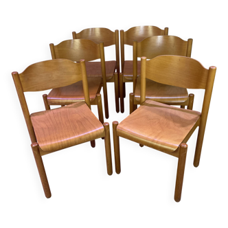 Suite de 6 chaises en bois vintage empilables