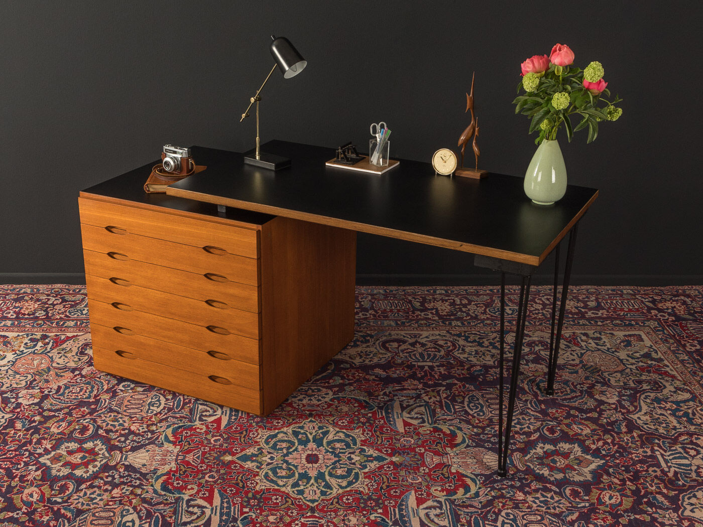 Bureau des années 1960