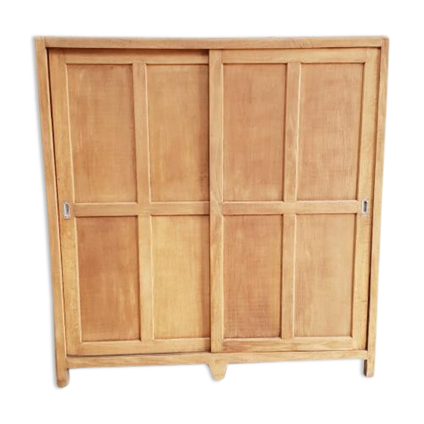 Furniture with vintage sliding doors