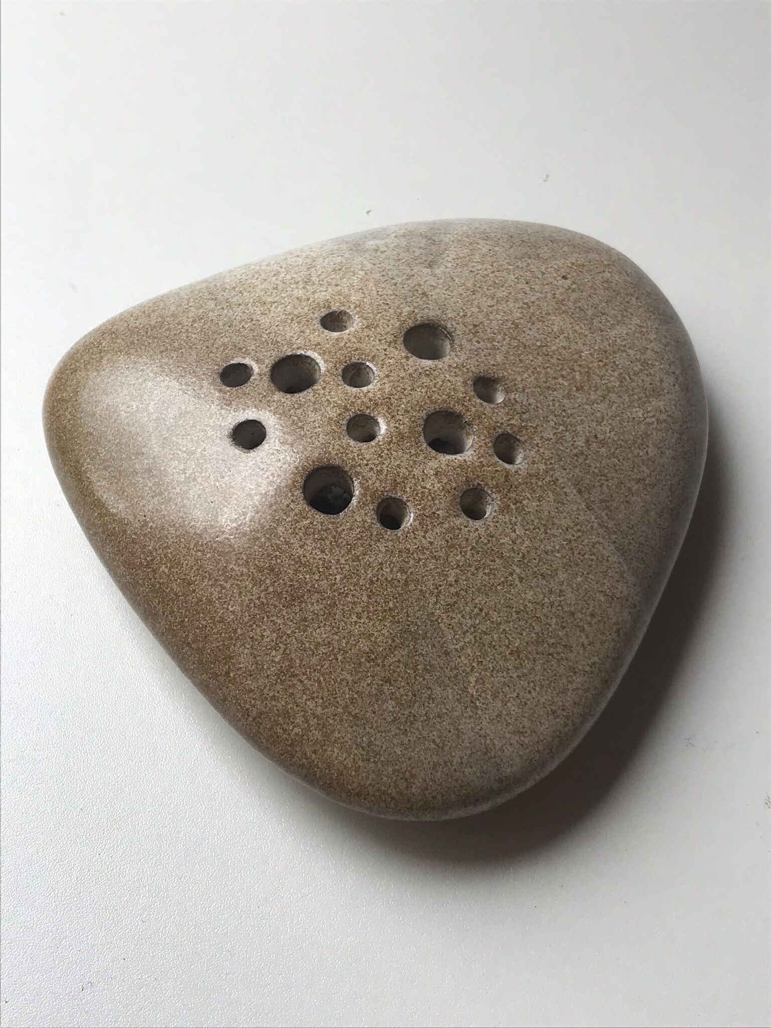 Pebble Ceramic stings flowers design 70 years