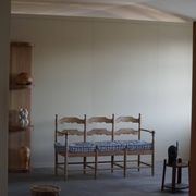 Sofa / Sculptural Danish modern three-seater Scandinavian bench, made by Hans Dau, 1950s.