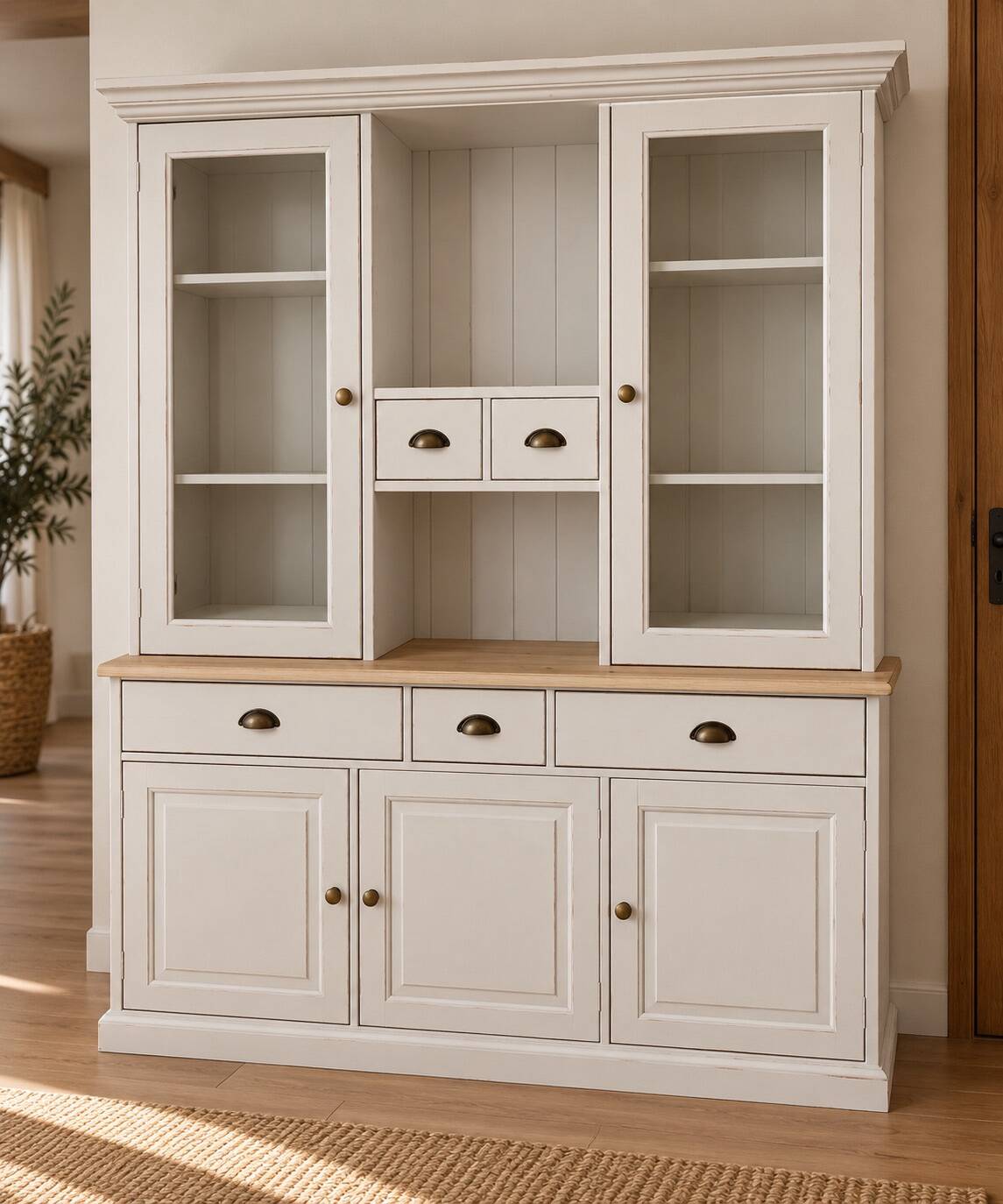 Buffet vitré en pin relooké